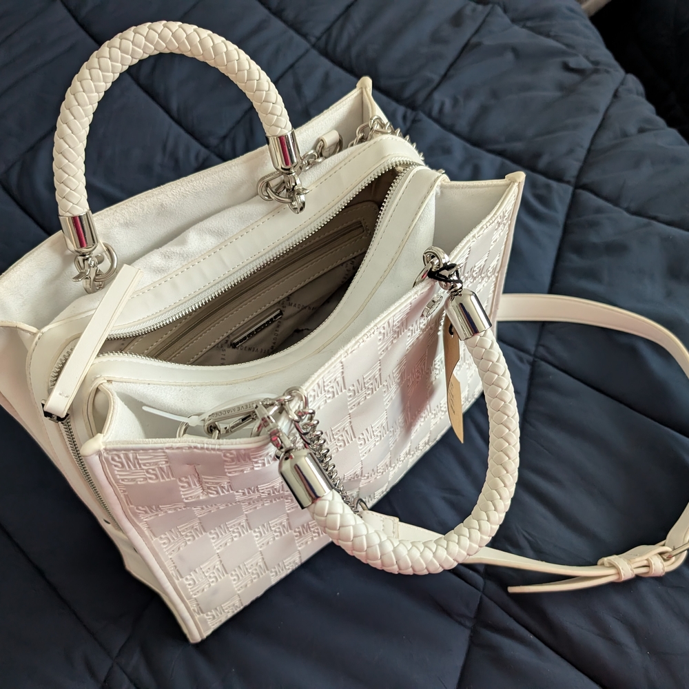 Elegant White Handbag